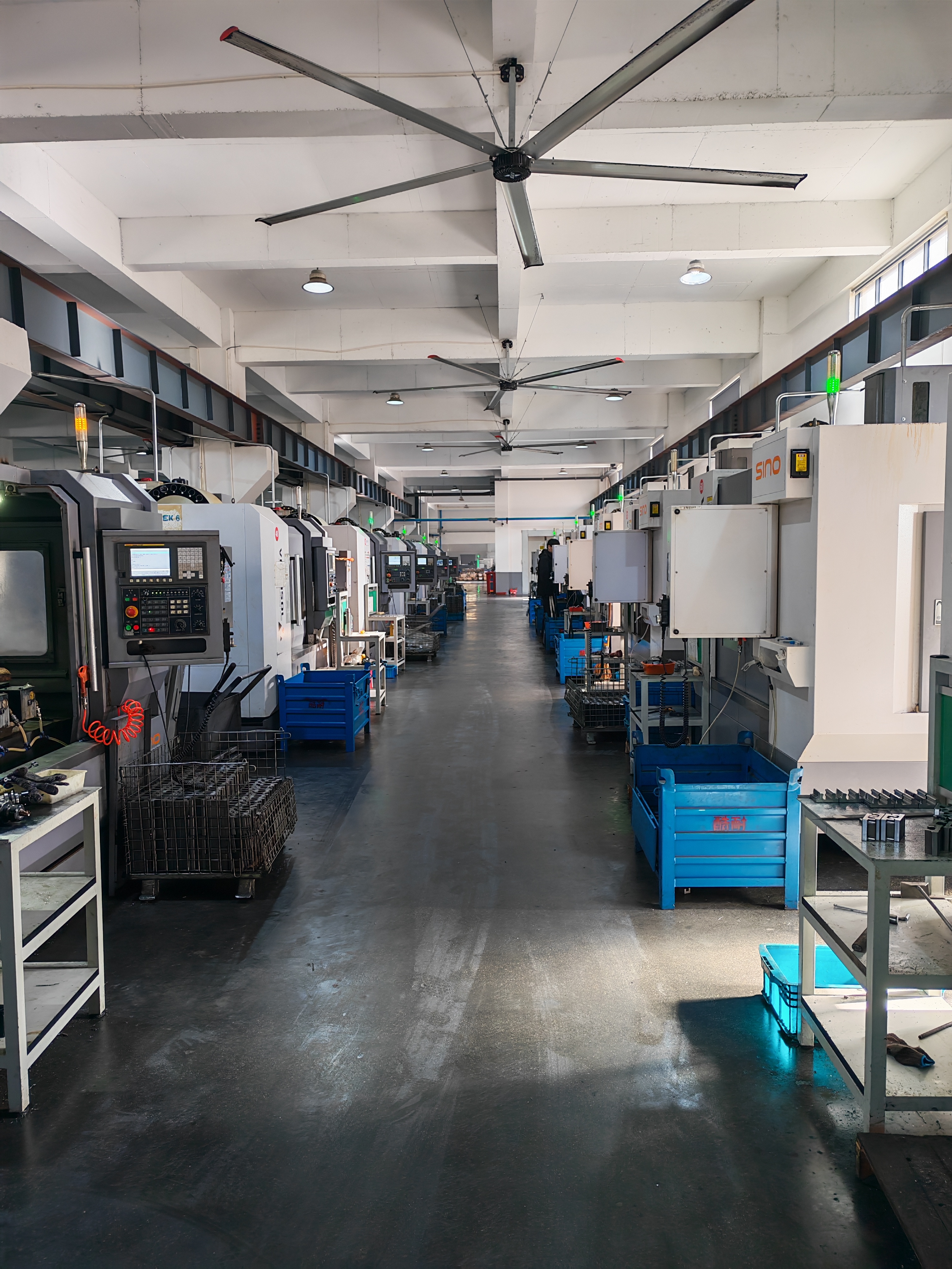 Slider grinding machine workshop